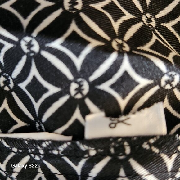 Michael Kors Print Maxi Dress. NWT. Size Small. - Picture 13 of 13